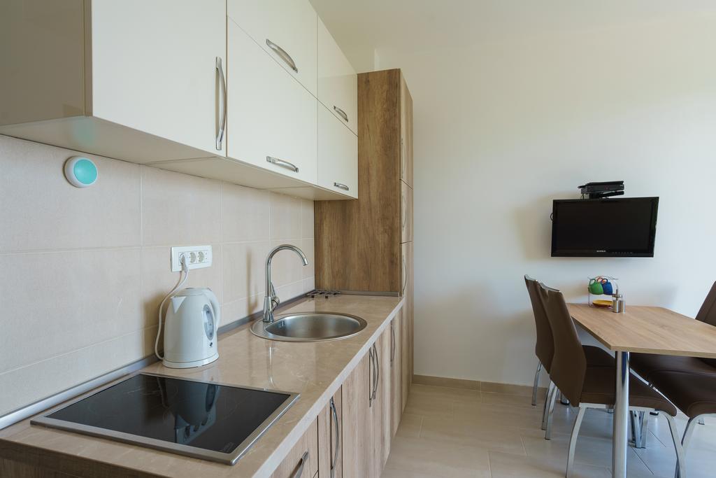 Apartment Superseaview Sutomore Eksteriør bilde