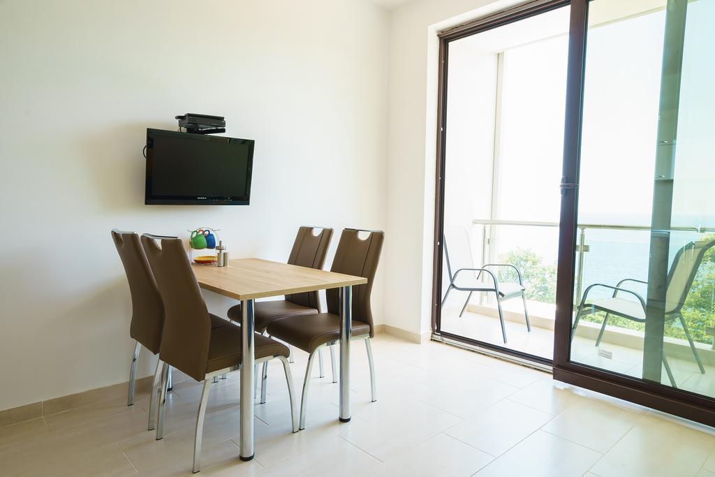 Apartment Superseaview Sutomore Eksteriør bilde